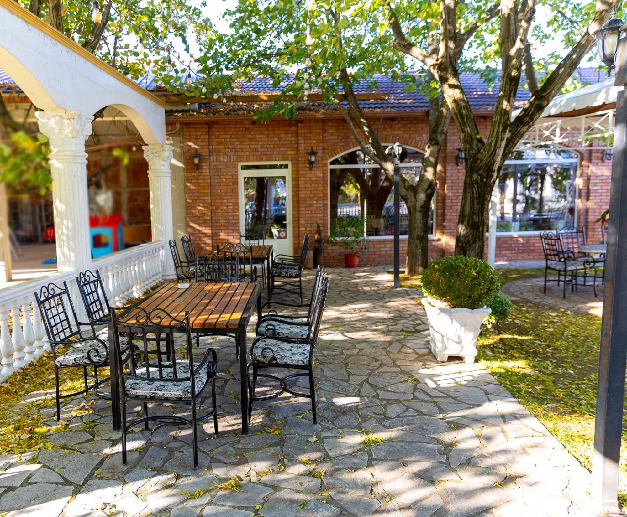 Hotel Paradise شكودر المظهر الخارجي الصورة
