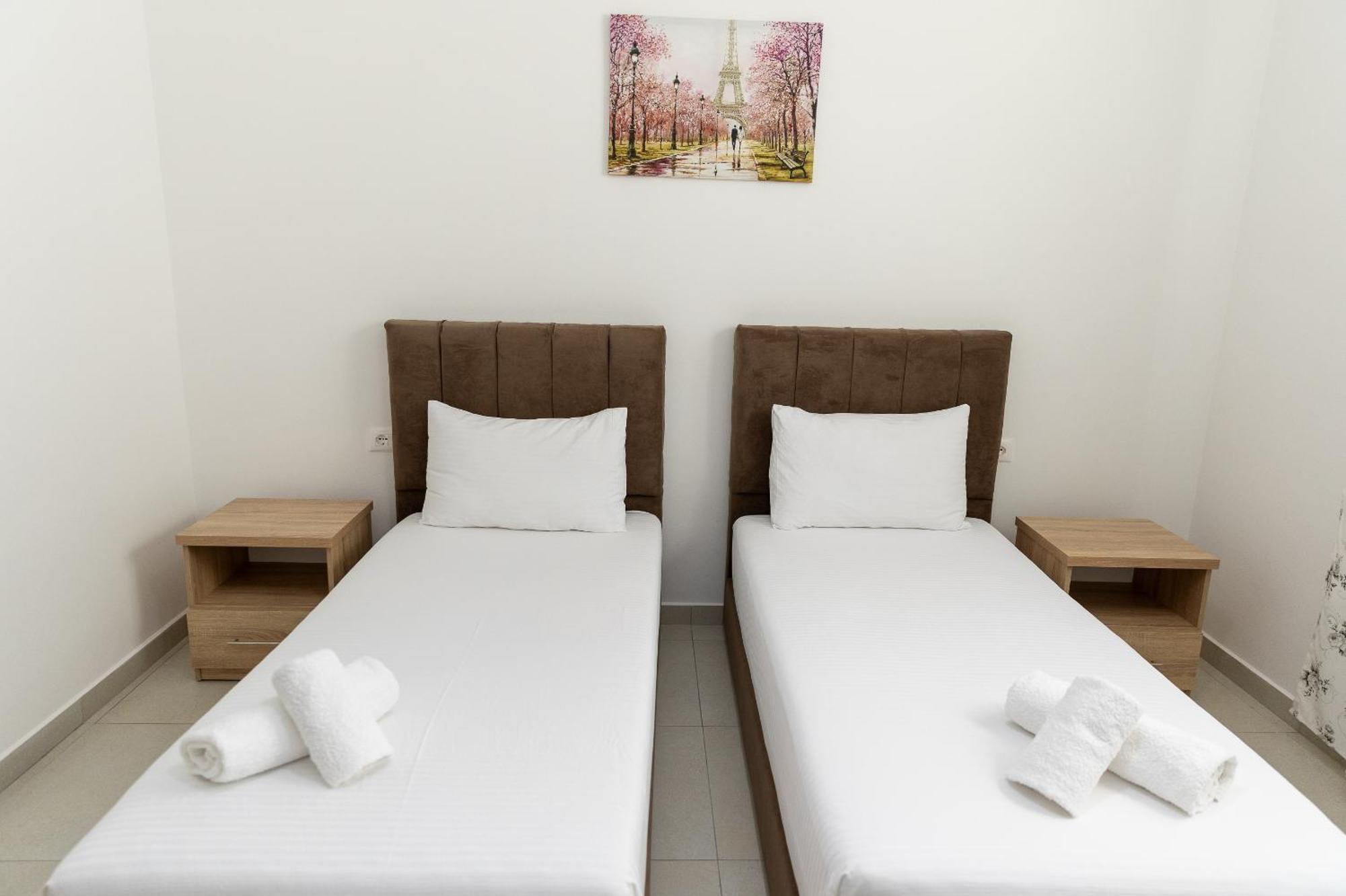 Hotel Paradise شكودر المظهر الخارجي الصورة