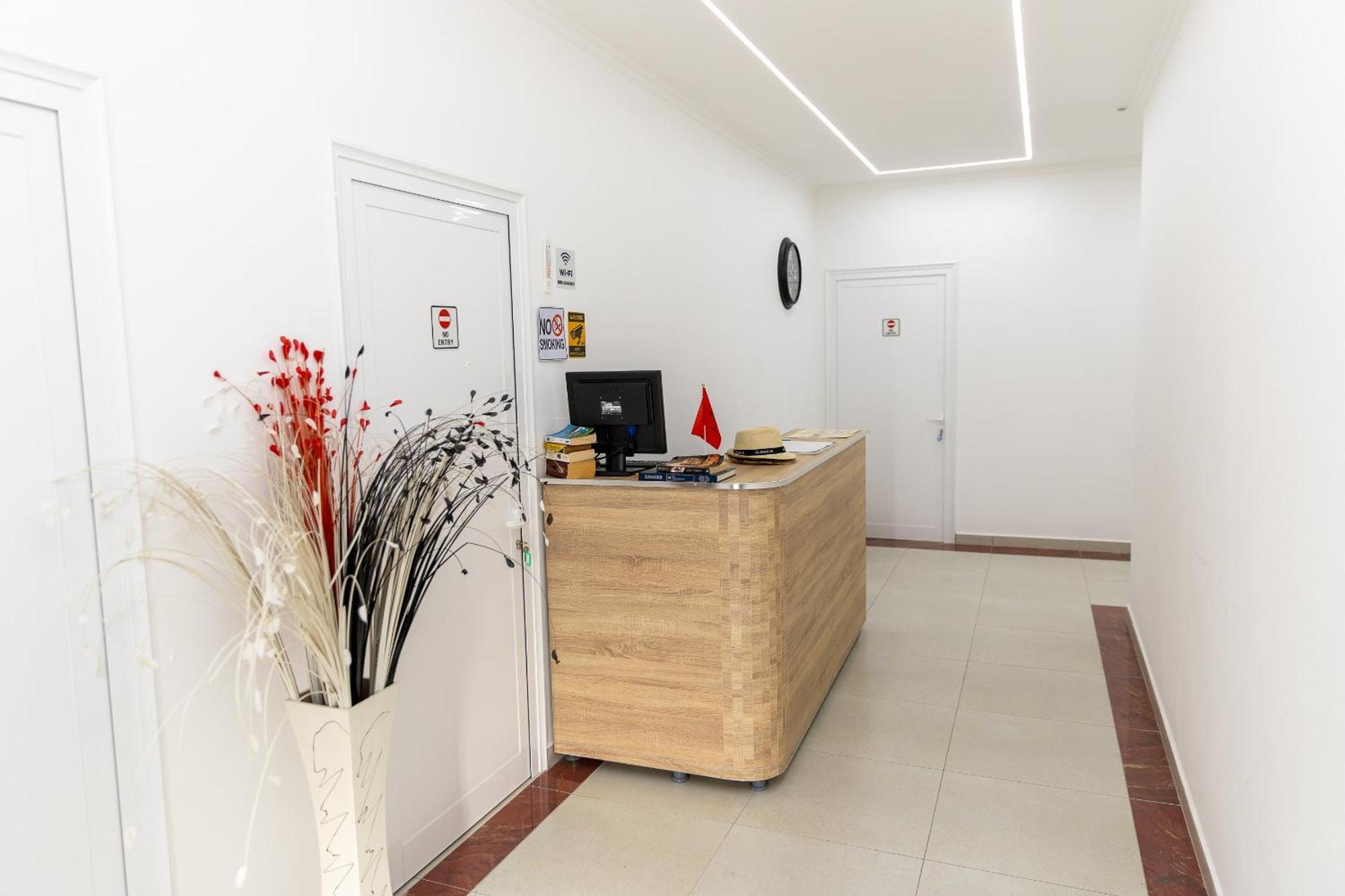 Hotel Paradise شكودر المظهر الخارجي الصورة